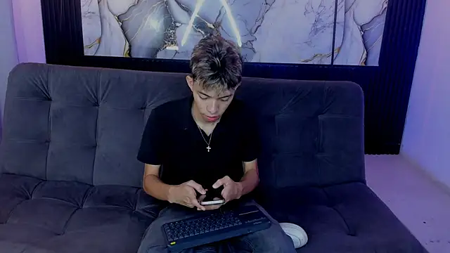 nico naughtyboy online show from June 2026 12:56:02 AM