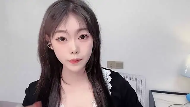 smalldaiwang online show from July 2026 02:42:02 AM