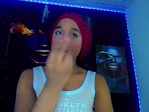 SaramyBigcock online show from June 2026 04:51:02 AM
