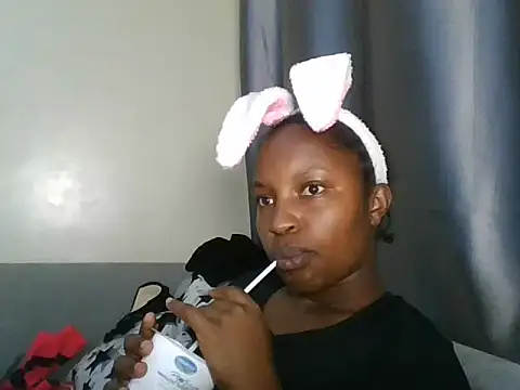 Suger whisper online show from July 2026 04:38:01 PM