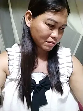 Snapshot of -Hatybi- chatting on July 2026 10:14:02 PM -Hatybi- online show from July 2026 10:14:02 PM