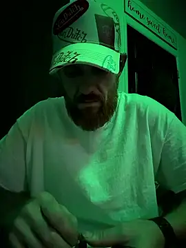 Snapshot of neonginger chatting on July 2026 08:01:02 AM neonginger online show from July 2026 08:01:02 AM