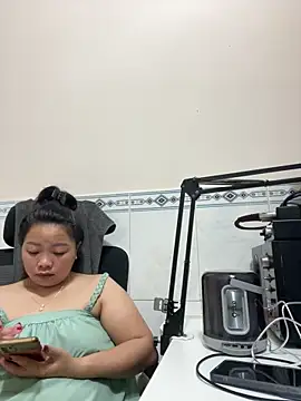 Senkolive online show from May 2026 05:48:02 AM