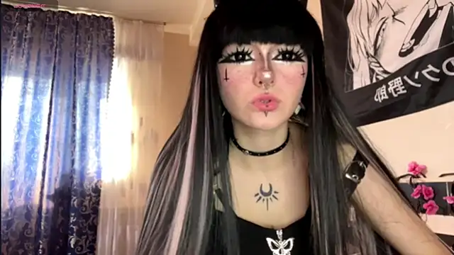 Snapshot of HolyCute chatting on July 2026 03:36:02 PM HolyCute online show from July 2026 03:36:02 PM