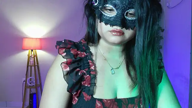 Snapshot of Red_Heart_ chatting on July 2026 05:52:01 PM Red Heart online show from July 2026 05:52:01 PM