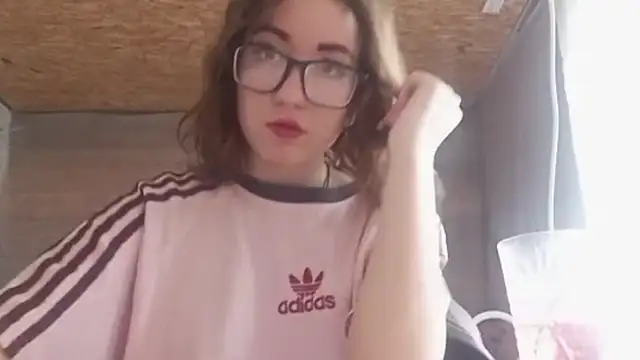 OliviaMoment online show from June 2026 08:59:02 AM