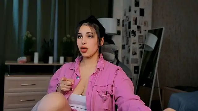 lipsyjanee online show from June 2026 04:07:02 AM