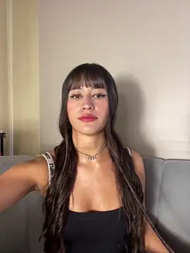 Ailani Pink online show from June 2026 07:41:01 PM