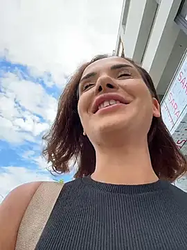 chloenyx online show from June 2026 01:09:02 PM
