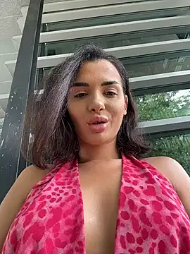 chloenyx online show from July 2026 12:00:02 PM