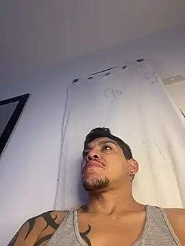 Tatuadomoreno23cm online show from June 2026 01:28:02 PM
