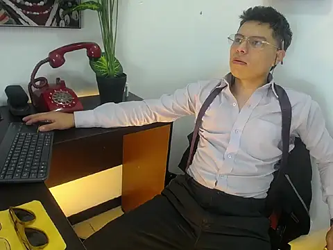 Snapshot of AquilesTaylor chatting on July 2026 12:53:01 PM AquilesTaylor online show from July 2026 12:53:01 PM