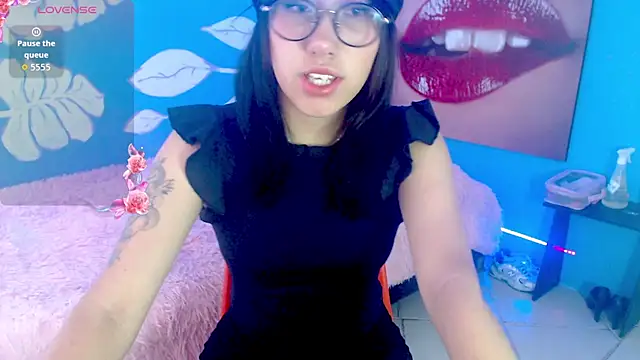 Snapshot of eli_doll chatting on June 2026 11:27:02 AM eli doll online show from June 2026 11:27:02 AM