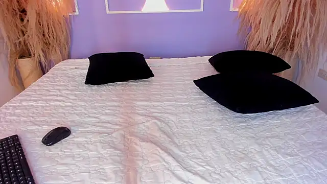 Haileyconnors  online show from June 2026 03:44:02 PM