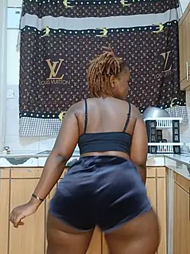 Snapshot of Ssexyie_juls chatting on July 2026 02:07:01 AM Ssexyie juls online show from July 2026 02:07:01 AM