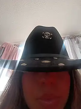 Snapshot of CleoDely chatting on July 2026 09:06:02 PM CleoDely online show from July 2026 09:06:02 PM