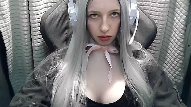 Snapshot of Akashi78 chatting on June 2026 04:50:01 PM Akashi78 online show from June 2026 04:50:01 PM