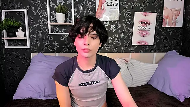 Snapshot of RubyMote chatting on July 2026 03:03:02 PM RubyMote online show from July 2026 03:03:02 PM