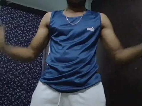Snapshot of Hottie_Guy_hyd3 chatting on June 2026 04:28:01 PM Hottie Guy hyd3 online show from June 2026 04:28:01 PM