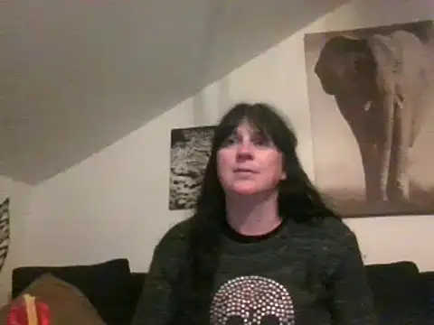 Snapshot of sexujuly88 chatting on October 2025 09:01:01 PM sexujuly88 online show from October 2025 09:01:01 PM