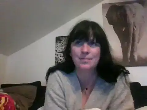 Snapshot of sexujuly88 chatting on October 2025 09:27:02 PM sexujuly88 online show from October 2025 09:27:02 PM