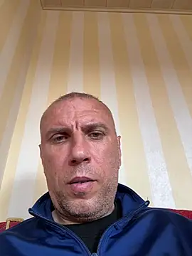 Snapshot of sashaalexandru chatting on June 2026 12:40:02 PM sashaalexandru online show from June 2026 12:40:02 PM