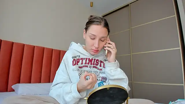 Snapshot of SofiClimbing chatting on January 2025 04:44:01 AM SofiClimbing online show from January 2025 04:44:01 AM