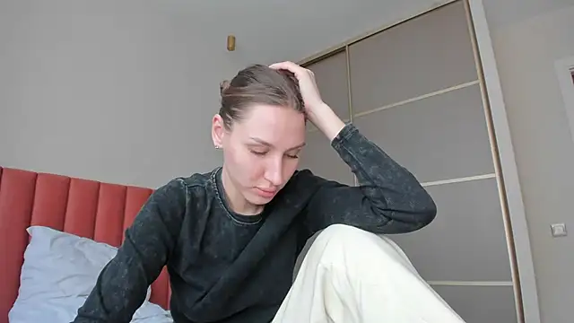 Snapshot of SofiClimbing chatting on February 2025 06:51:02 AM SofiClimbing online show from February 2025 06:51:02 AM