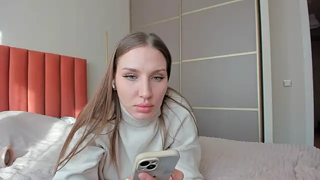 Snapshot of SofiClimbing chatting on February 2025 08:06:01 AM SofiClimbing online show from February 2025 08:06:01 AM