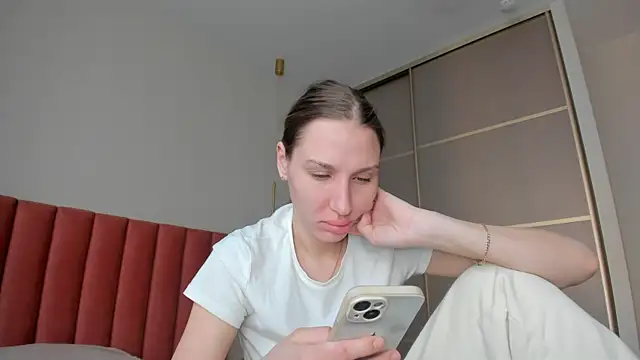 Snapshot of SofiClimbing chatting on March 2025 12:34:02 AM SofiClimbing online show from March 2025 12:34:02 AM