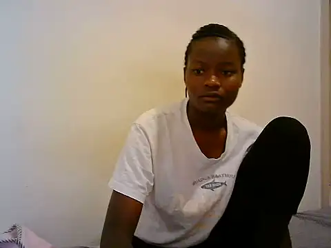 Snapshot of BerryJulie chatting on July 2026 04:40:02 AM BerryJulie online show from July 2026 04:40:02 AM