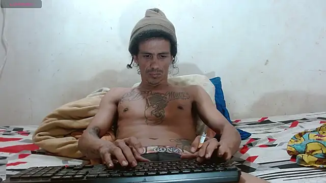 Snapshot of hungry_latin_line chatting on June 2026 09:17:02 PM hungry latin line online show from June 2026 09:17:02 PM