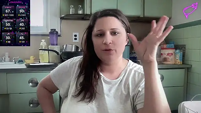 Snapshot of maddiliz chatting on February 2025 07:02:02 PM maddiliz online show from February 2025 07:02:02 PM