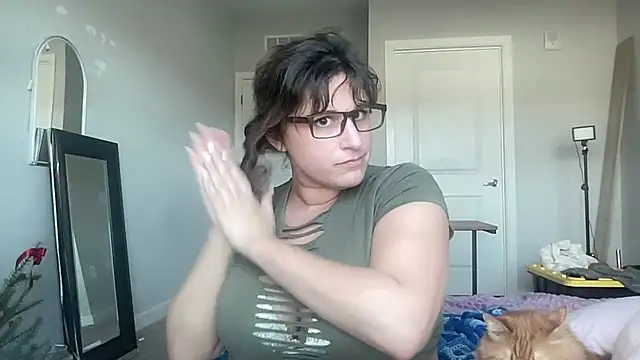 maddiliz online show from December 2025 09:01:01 PM