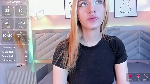 scarlet  rossi online show from July 2026 03:23:01 AM