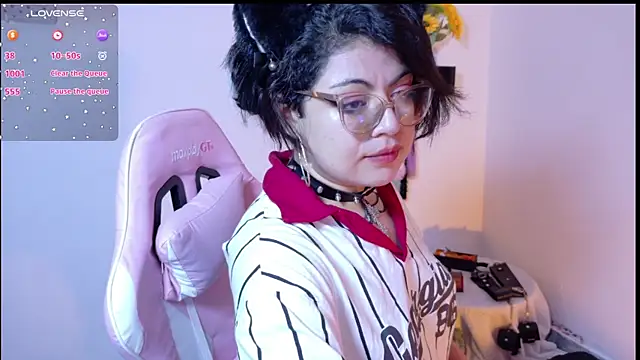 Snapshot of Meow_cat4 chatting on July 2026 05:44:01 PM Meow cat4 online show from July 2026 05:44:01 PM