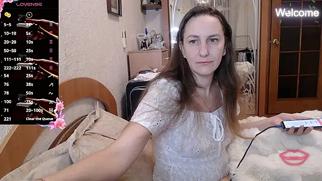 Yevgeshka-Milashka online show from December 2025 02:40:01 AM