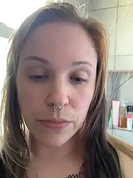 Snapshot of redrumredroom chatting on June 2026 10:41:01 PM redrumredroom online show from June 2026 10:41:01 PM