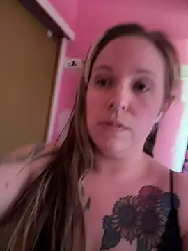 Snapshot of redrumredroom chatting on June 2026 11:31:02 PM redrumredroom online show from June 2026 11:31:02 PM