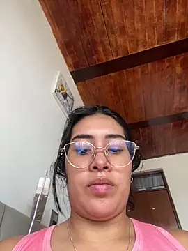 Snapshot of ivy_baley chatting on June 2026 04:15:01 PM ivy baley online show from June 2026 04:15:01 PM