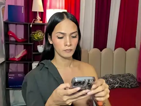 Snapshot of XxBeautyxX chatting on June 2026 07:06:02 AM XxBeautyxX online show from June 2026 07:06:02 AM