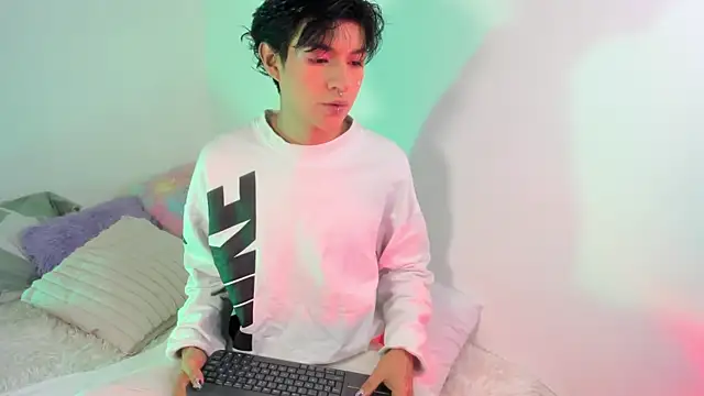 Aleaurarashii online show from June 2026 11:14:02 AM