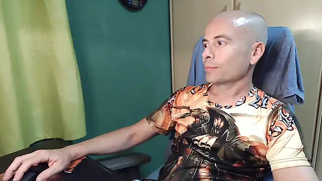 Golfo-83 online show from June 2026 08:55:02 PM