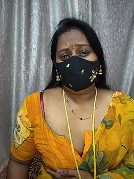 Snapshot of Nithya_ chatting on July 2026 07:01:01 AM Nithya online show from July 2026 07:01:01 AM
