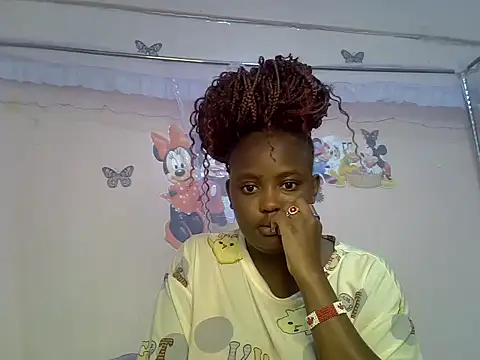Snapshot of Sexxykaree chatting on June 2026 06:24:02 PM Sexxykaree online show from June 2026 06:24:02 PM