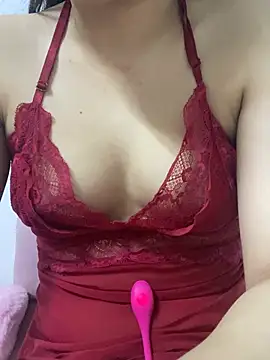 Snapshot of Fiona_babygirl chatting on July 2026 06:47:02 AM Fiona babygirl online show from July 2026 06:47:02 AM