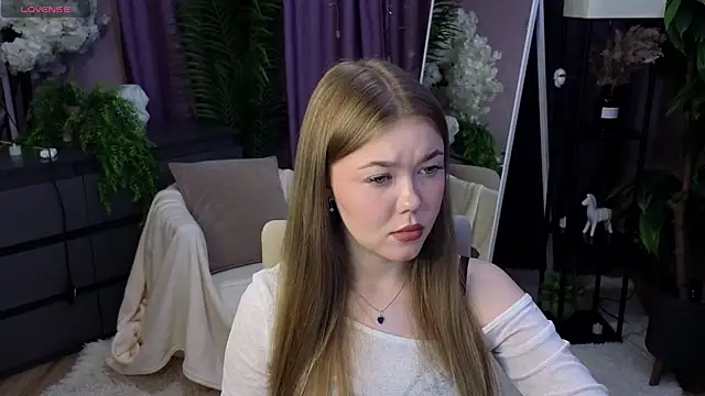 Snapshot of Lina_deels chatting on June 2026 06:54:02 PM Lina deels online show from June 2026 06:54:02 PM