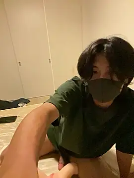 Snapshot of Natsu_x_ chatting on June 2026 07:19:02 PM Natsu x online show from June 2026 07:19:02 PM