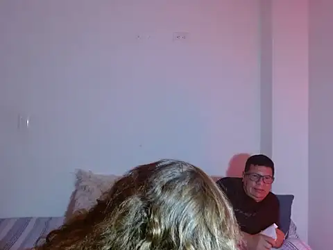 Chiquisexy1 online show from June 2026 09:19:01 PM