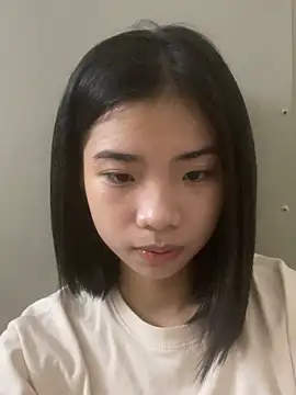 Snapshot of -Kempi- chatting on July 2026 09:38:01 AM -Kempi- online show from July 2026 09:38:01 AM